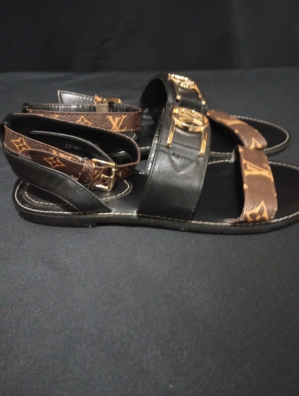 Sandals - Picture 4 of 6